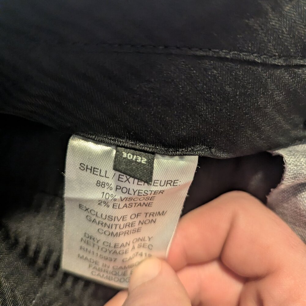 Prom suit? - Picture 4 of 4